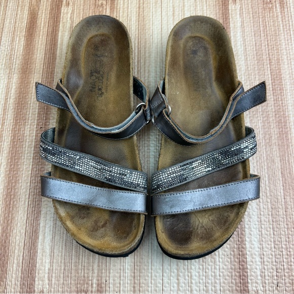 NAOT Sandals Womens 7 38 Columbus Metallic Leather Silver with Metallic Rivets - Picture 1 of 6